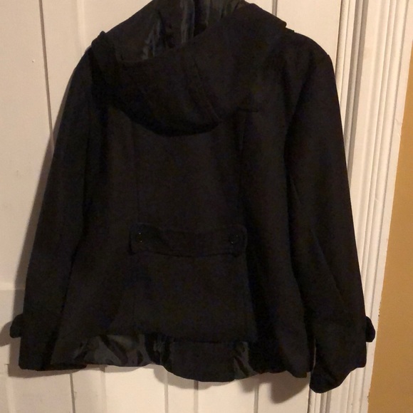 Coat - Picture 2 of 2